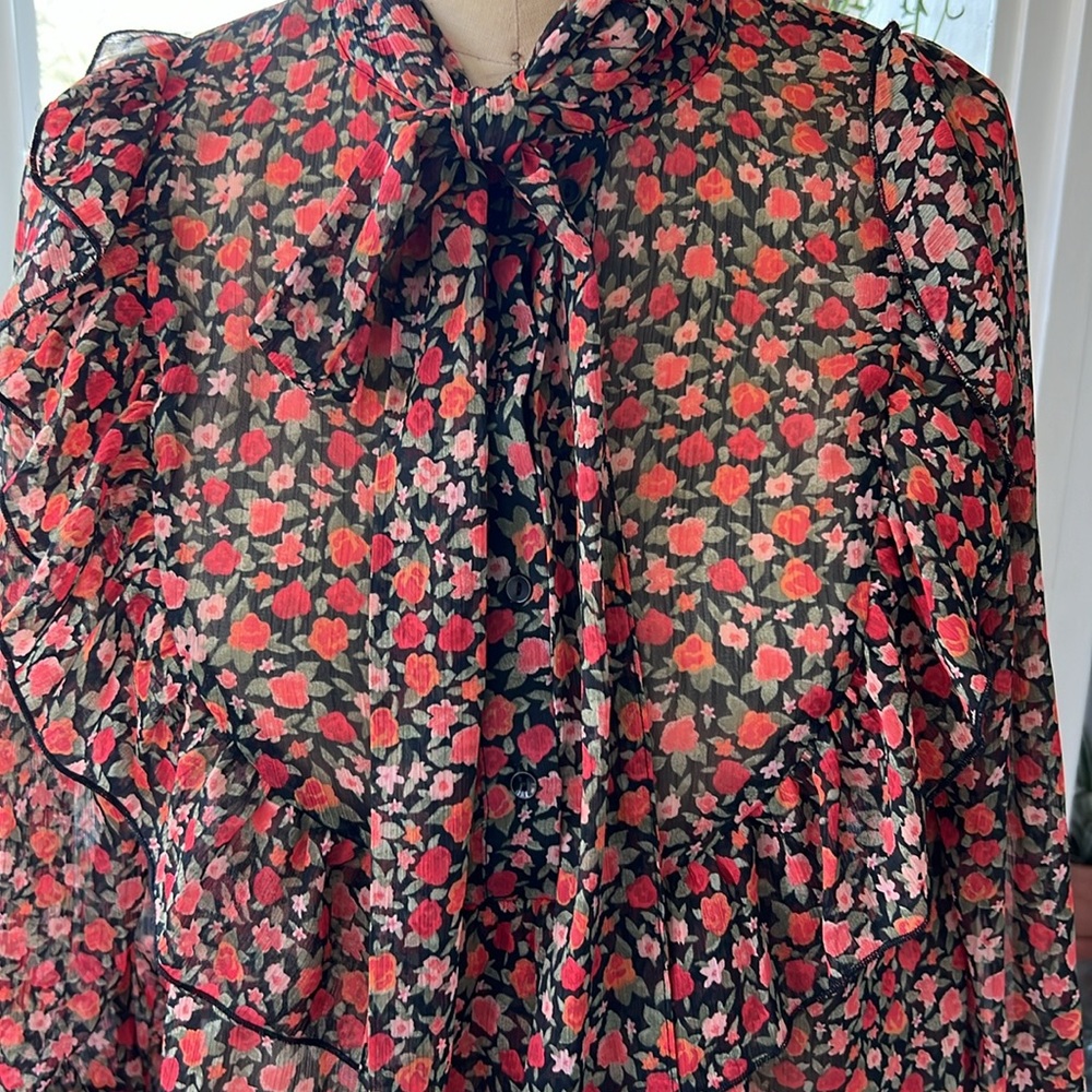 Flower blouse - Picture 2 of 4